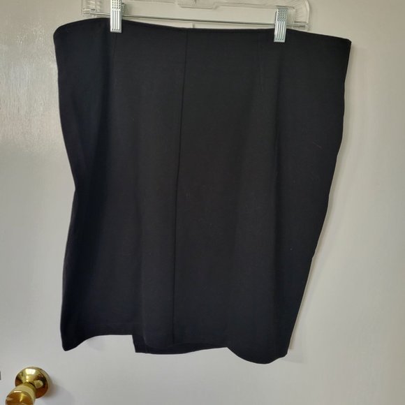 Cabi Assymetric Faux Wrap Skirt with Zipper - Picture 2 of 2